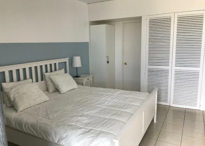 Daire Da Rocha - Tarik *