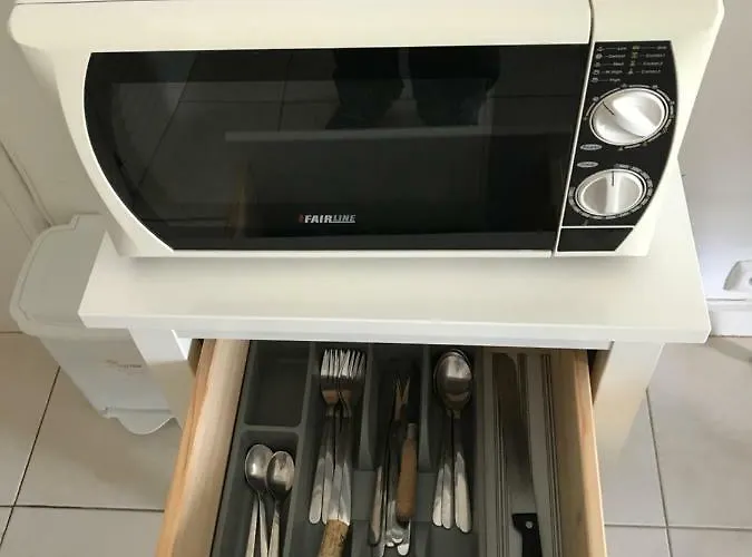 Daire Da Rocha - Tarik